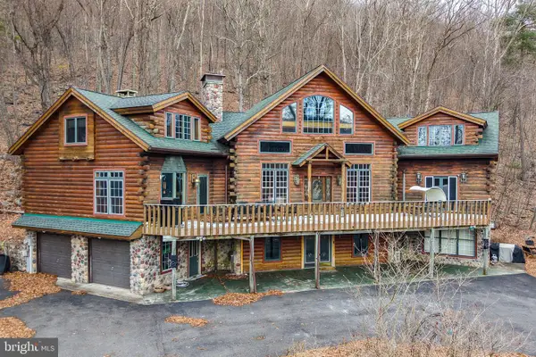 493 Lake Dr, NESQUEHONING, PA 18240