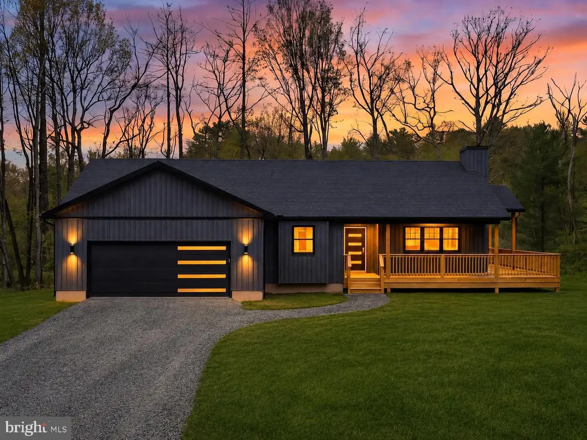 399 Stony Mountain Rd, Jim Thorpe, PA 18229 - #1