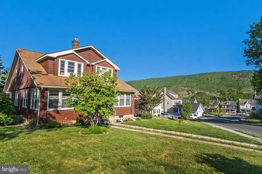930 3rd St, Palmerton, PA 18071 - #2