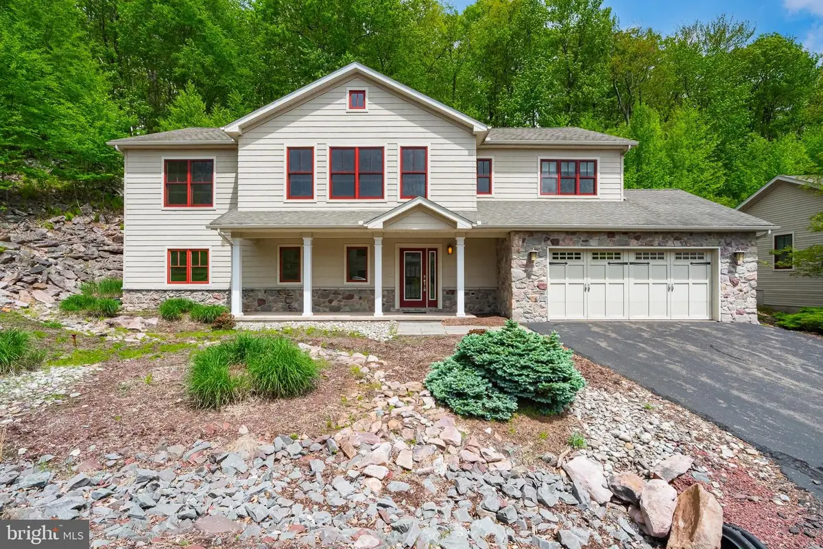 54 Bluestone Ct, Lake Harmony, PA 18624 - #1