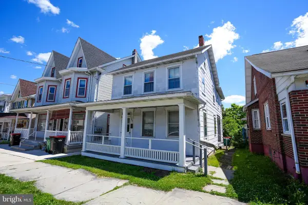 135 S 2nd St, LEHIGHTON, PA 18235