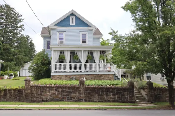 724 North St, JIM THORPE, PA 18229