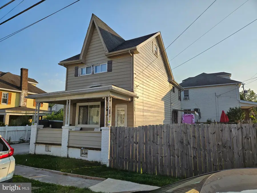 106 S Chestnut St, Summit Hill, PA 18250 - #3