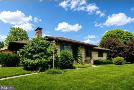 9 E North St, Summit Hill, PA 18250 - #1