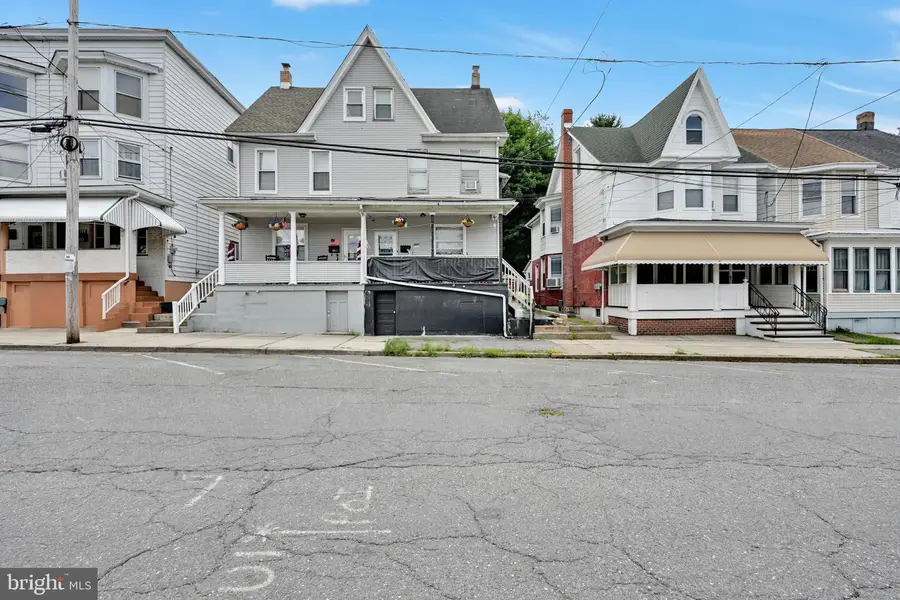 354 W Bertsch St, Lansford, PA 18232 - #3