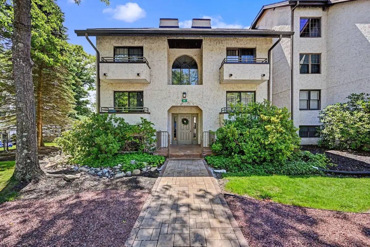 45 Midlake Dr #102, Lake Harmony, PA 18624 - #1