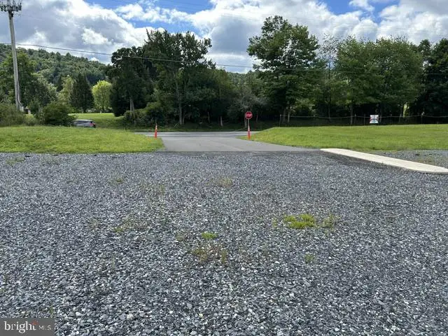 516 W Blakeslee Boulevard Dr W, Lehighton, PA 18235 - #3