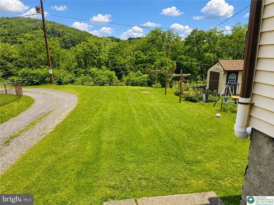729 N 1st St, Lehighton, PA 18235 - #3