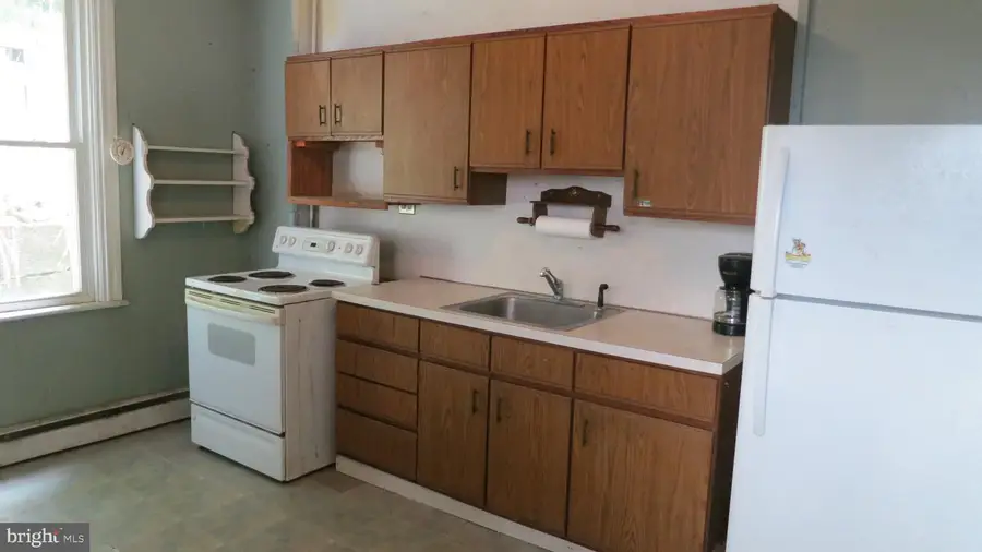 112 Silk St, Jim Thorpe, PA 18229 - #2