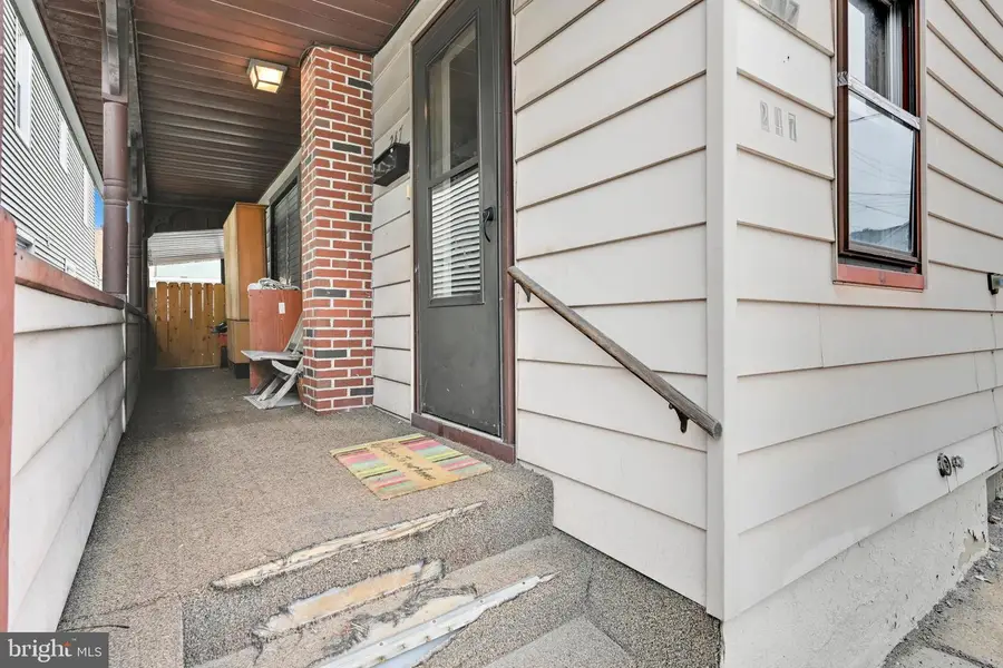 247 E Bertsch St, Lansford, PA 18232 - #3