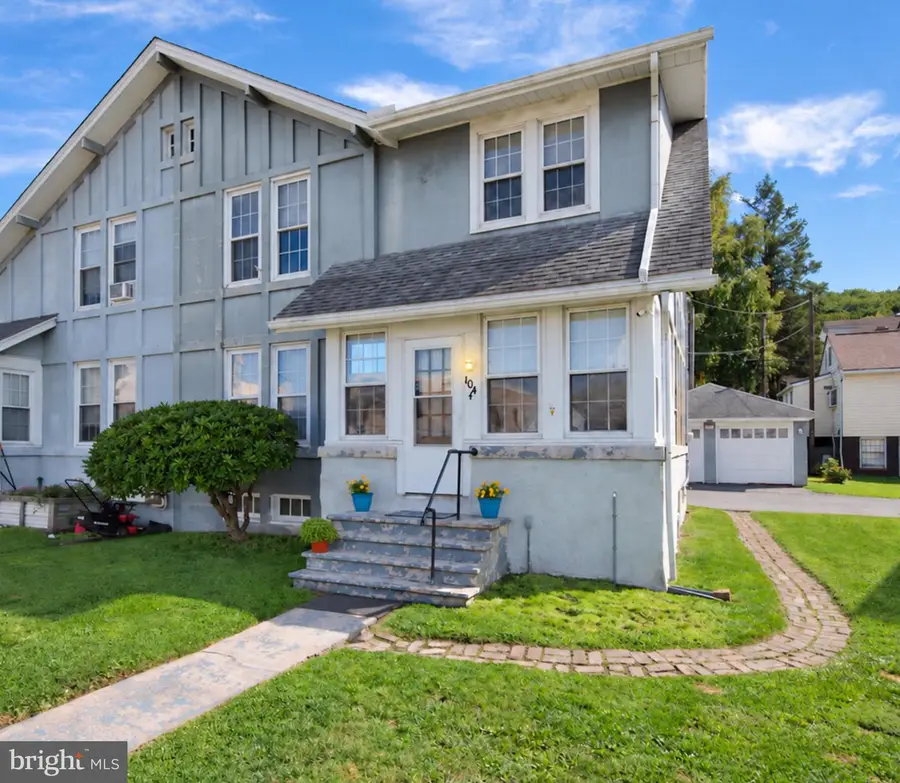 104 W Bertsch St, Lansford, PA 18232 - #2