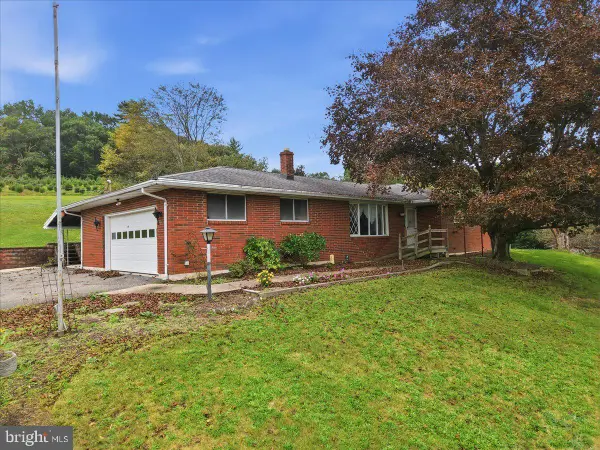 Address Withheld By Seller, LEHIGHTON, PA 18235