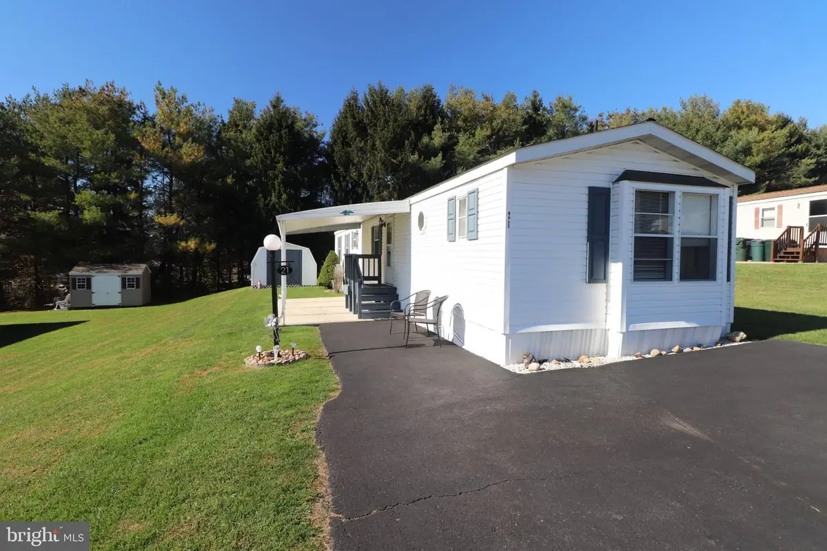 21 Blue Mountain Vw, Kunkletown, PA 18058 - #1