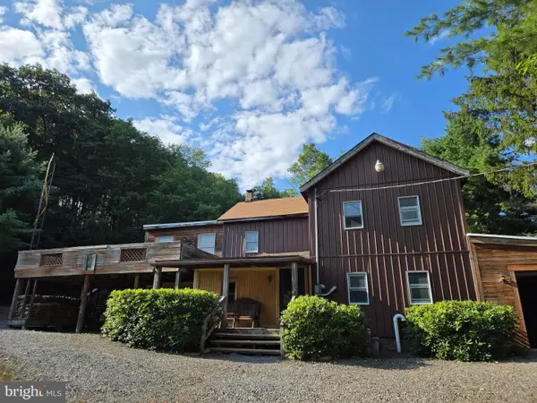 111 Fireside Rd, GRASSFLAT, PA 16839