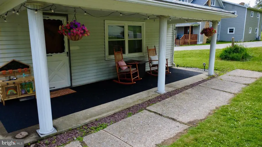 823 Mary St, Houtzdale, PA 16651 - #2