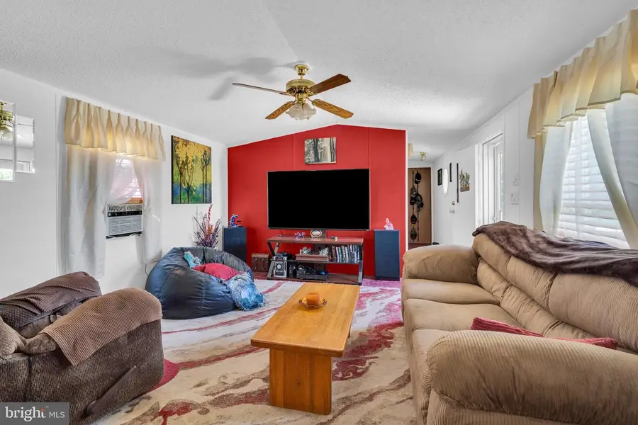 356 Maple St, Ramey, PA 16671 - #2