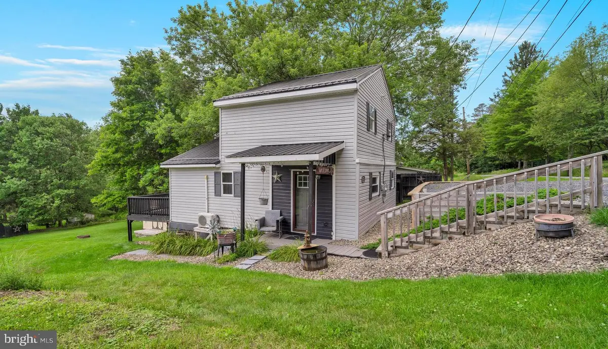 142 Hillcrest St, Winburne, PA 16879 - #1