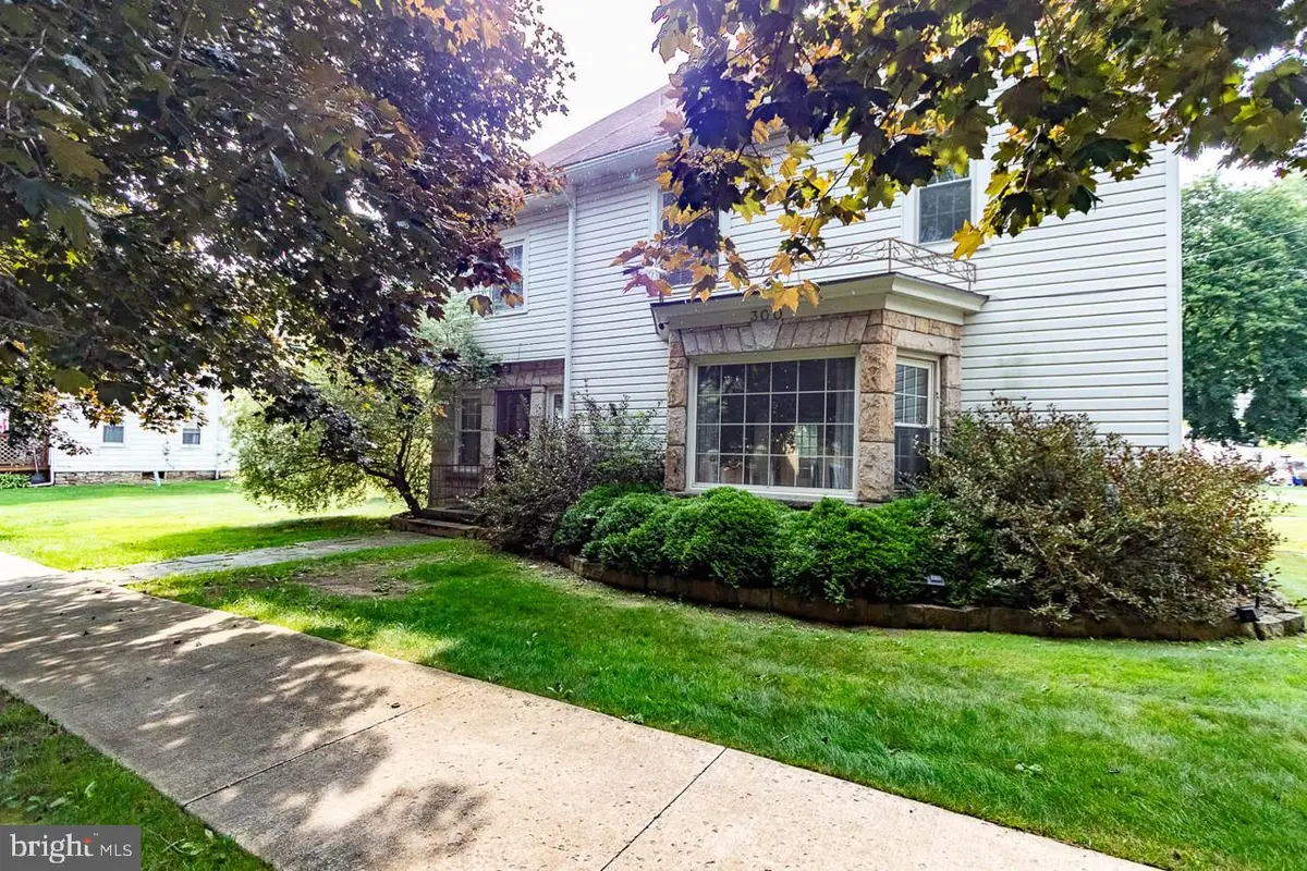 300 Lingle St, Osceola Mills, PA 16666 - #1