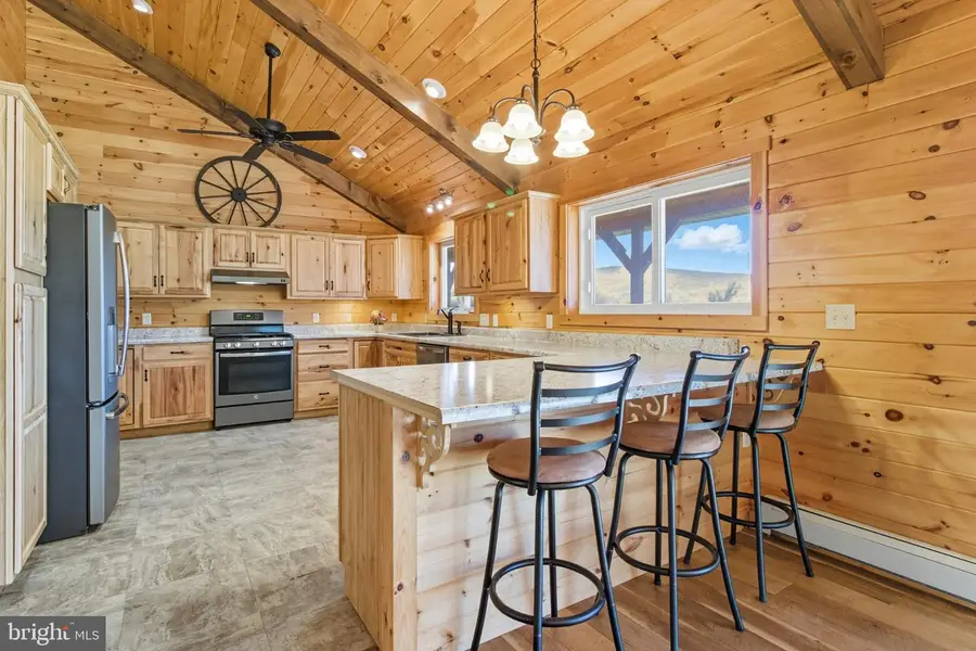 107 Linkin Park Dr, Spring Mills, PA 16875 - Image #3