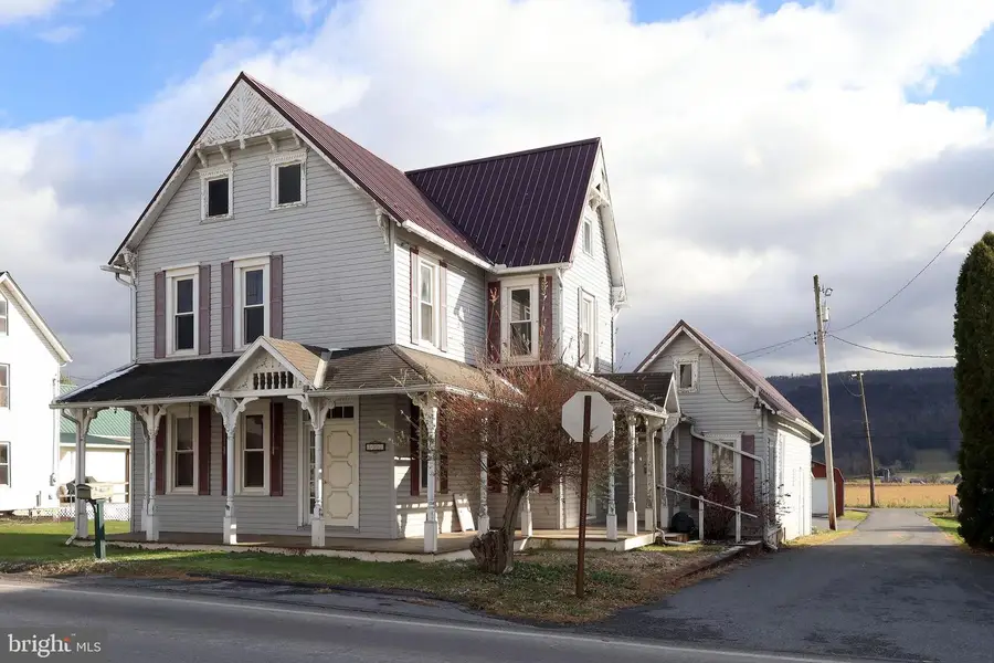 126 W Main St, Rebersburg, PA 16872 - Image #2