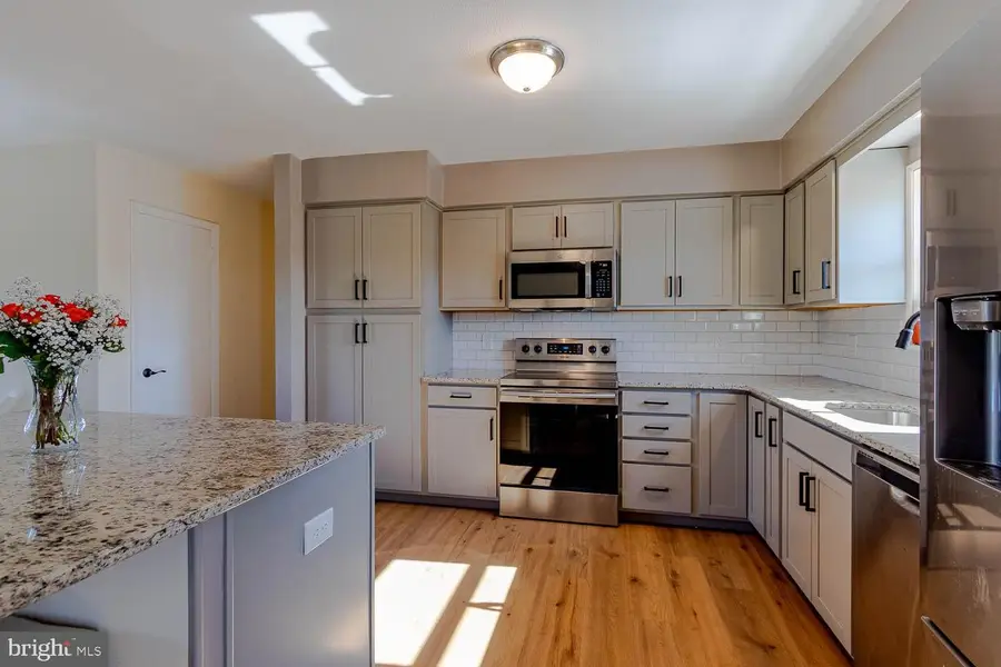 335 Gerald St, State College, PA 16801 - Image #3