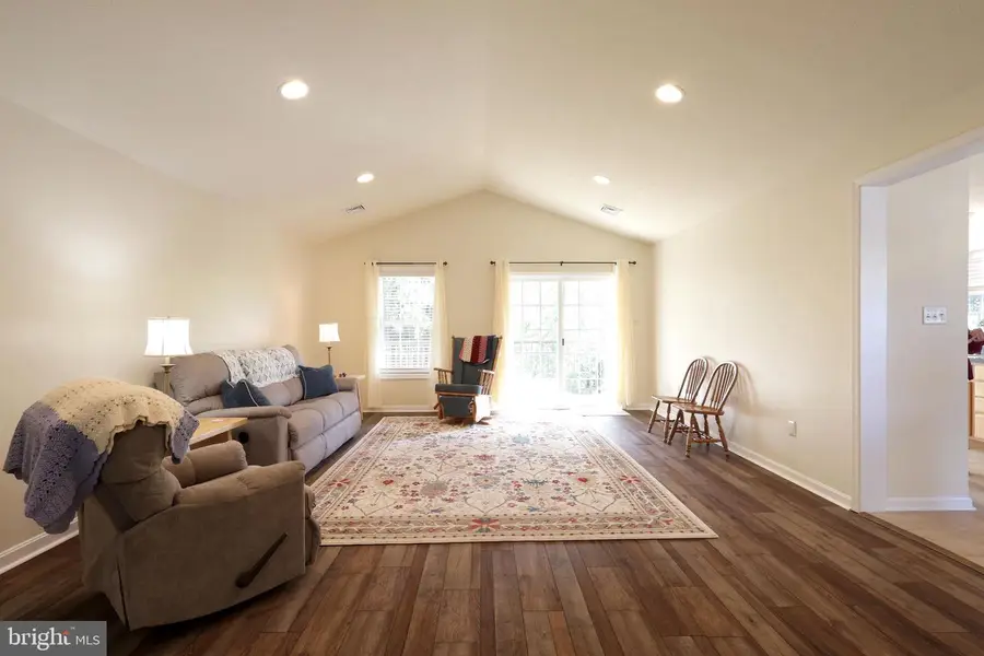 142 G Alma Mater Ct, State College, PA 16803 - Image #2