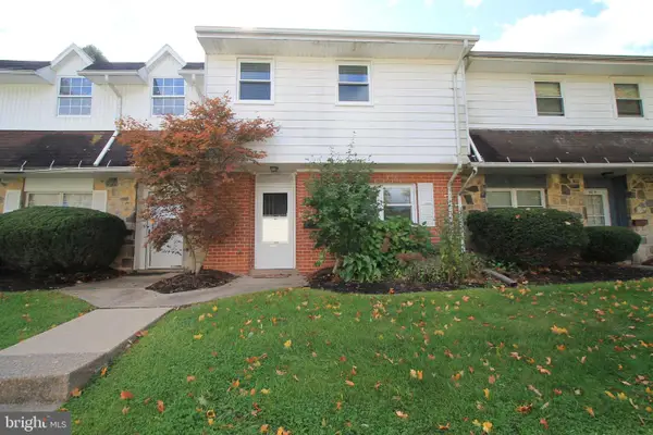 1111c W Aaron Dr, STATE COLLEGE, PA 16803