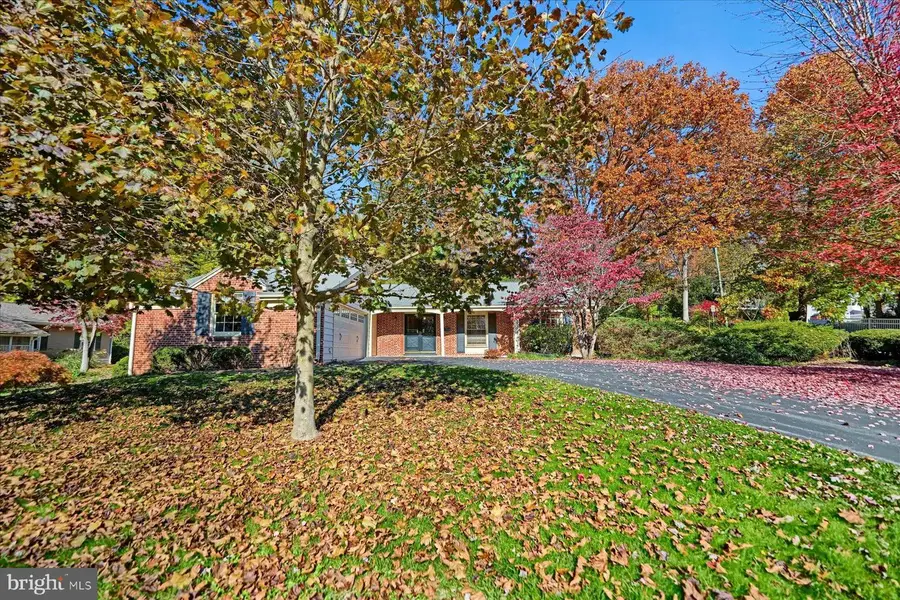 705 Westerly Pkwy, State College, PA 16801 - Image #3