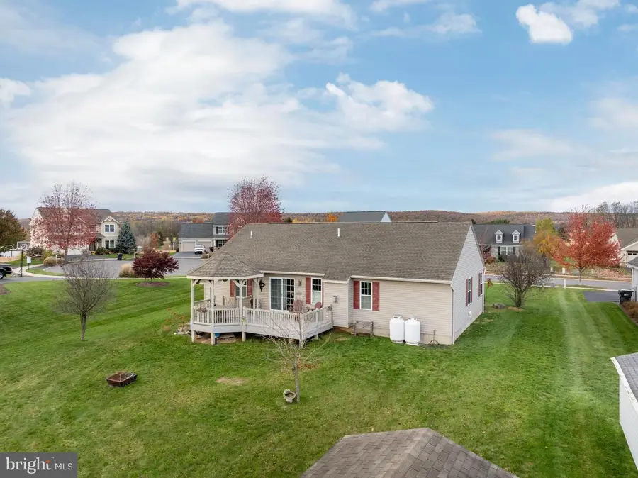 245 Archers Glen Cir, Bellefonte, PA 16823 - Image #2