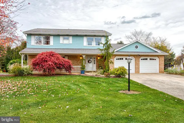 1765 Cambridge Dr, STATE COLLEGE, PA 16803