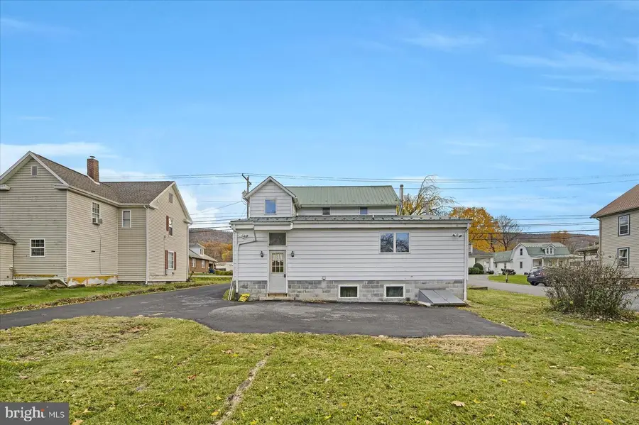 217 E College Ave, Pleasant Gap, PA 16823 - Image #3