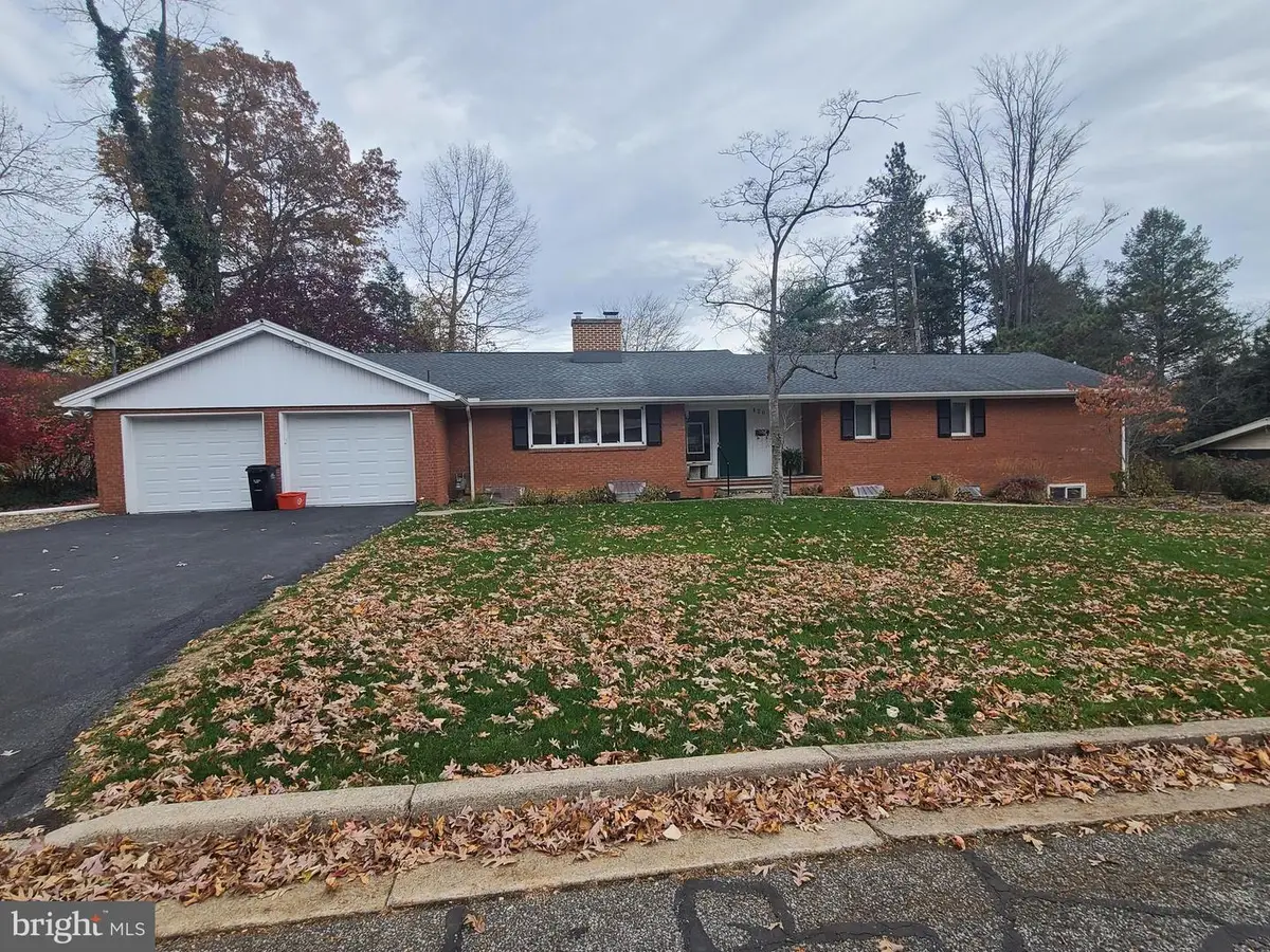 424 Homan Ave, State College, PA 16801 - Image #1
