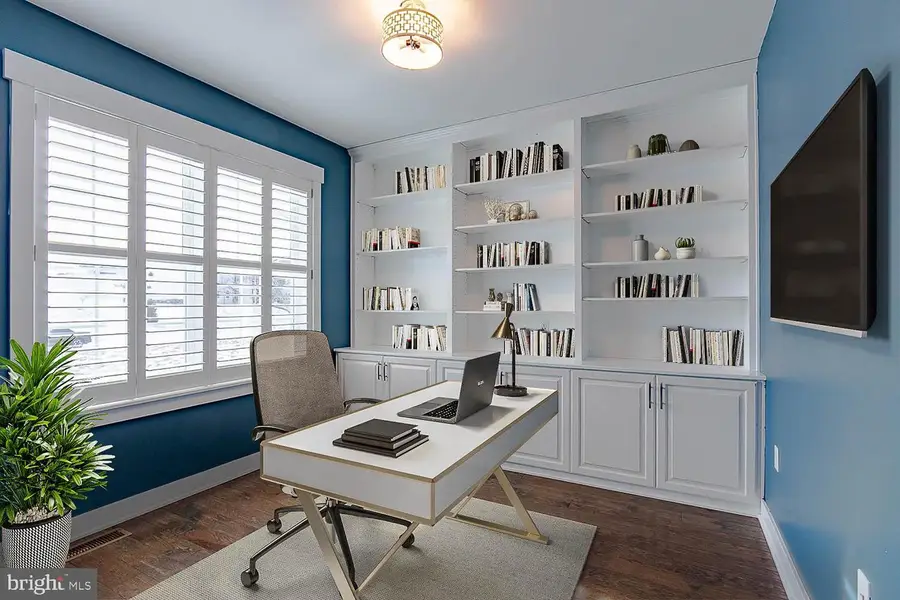 264 Pepper Ridge Dr, Spring Mills, PA 16875 - Image #3