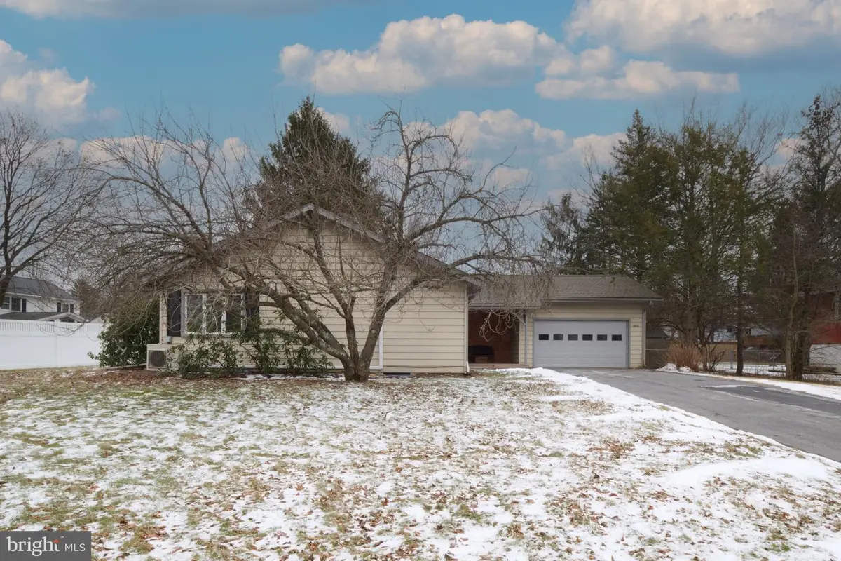 1612 Elizabeth Rd, State College, PA 16801 - Image #1