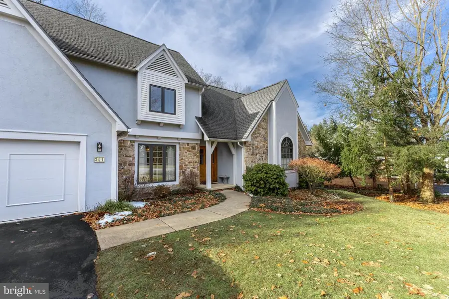 204 Brandywine Dr, State College, PA 16801 - Image #3