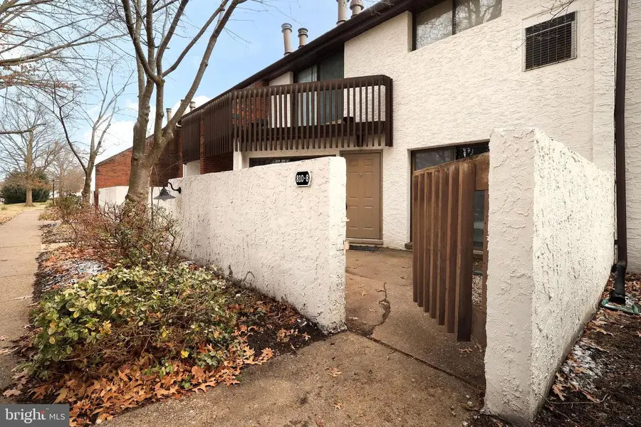 810 Stratford Dr #8, State College, PA 16801 - Image #2