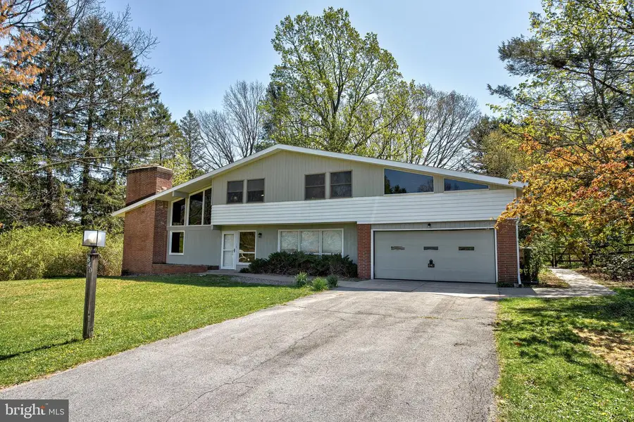 840 Outer Dr, State College, PA 16801 - #2