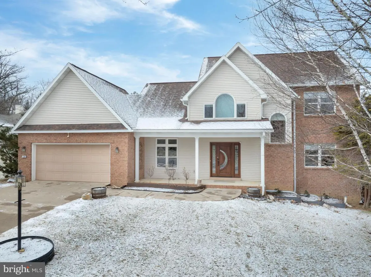 130 Oak Pointe, State College, PA 16801 - Image #1