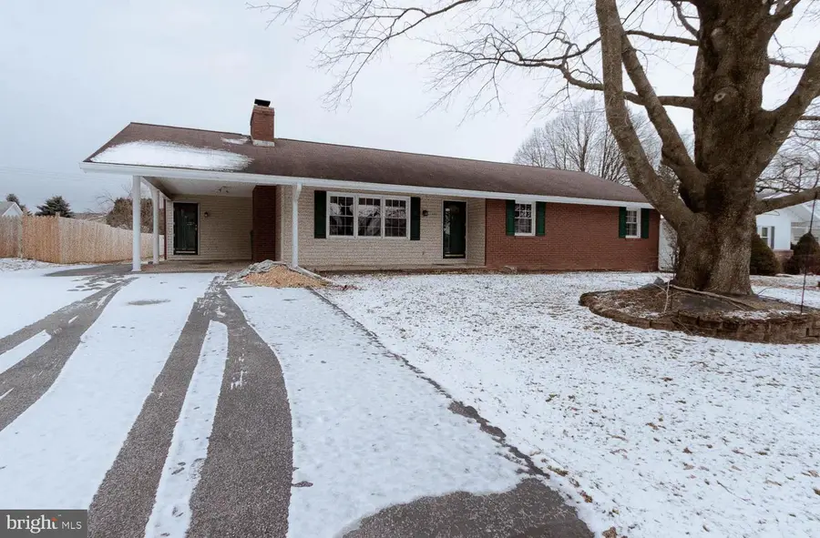 121 Patricia Ave, Centre Hall, PA 16828 - #2