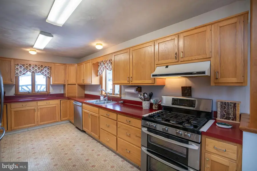 1086 Cortland Dr, State College, PA 16801 - #3