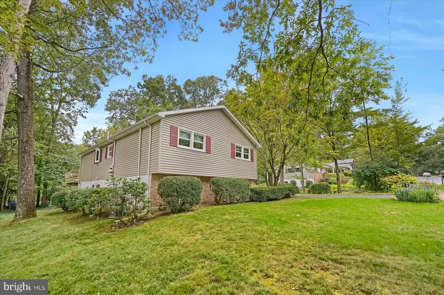 552 Lanceshire Ln, State College, PA 16803 - #2