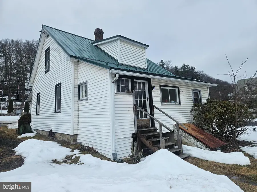 708 Plank Rd E, Port Matilda, PA 16870 - #3