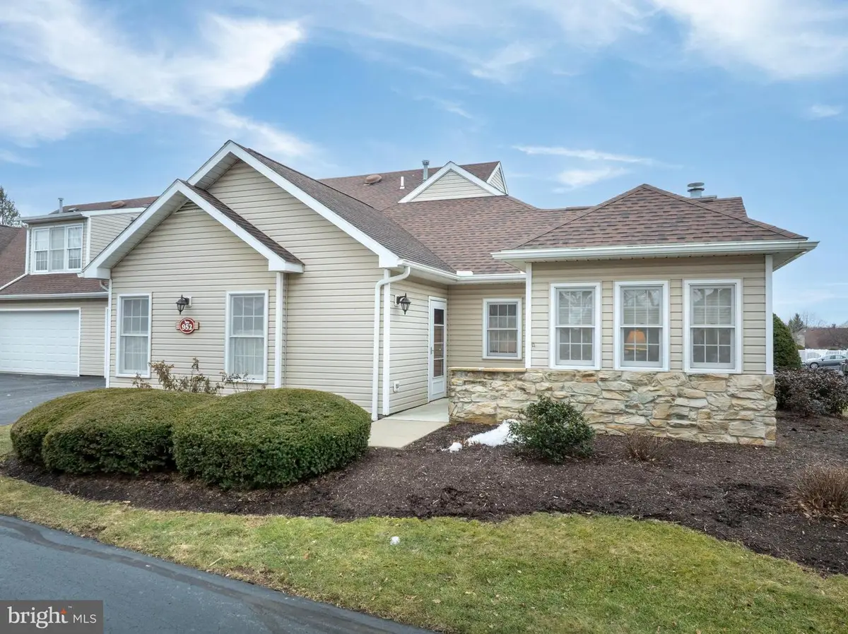 3301 Shellers Bnd #952, State College, PA 16801 - #1