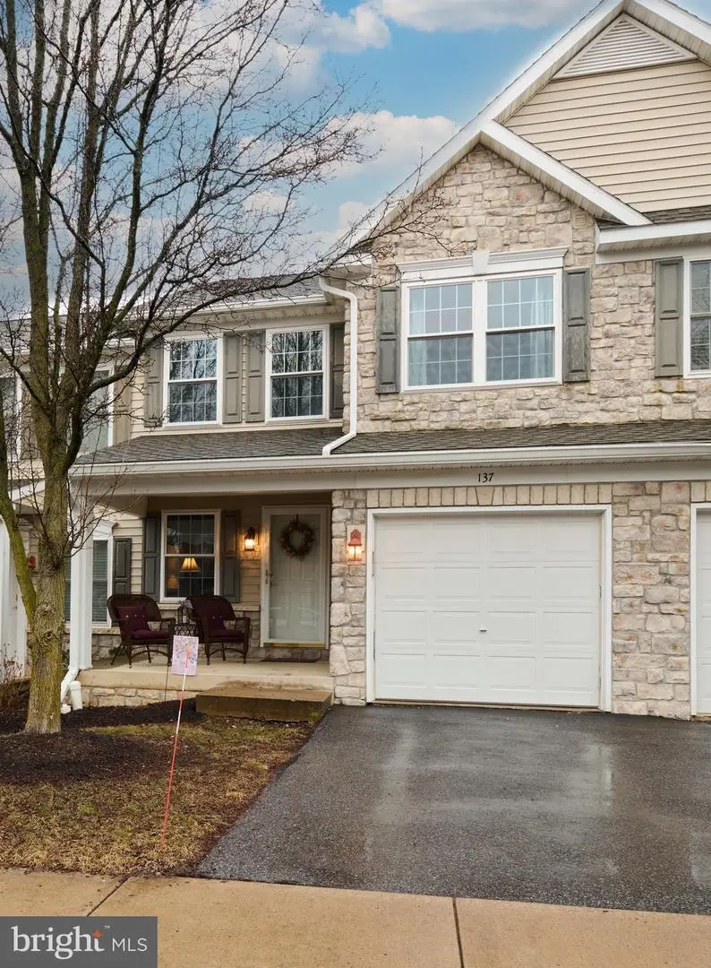 137 Quincy Ave, State College, PA 16801 - #2