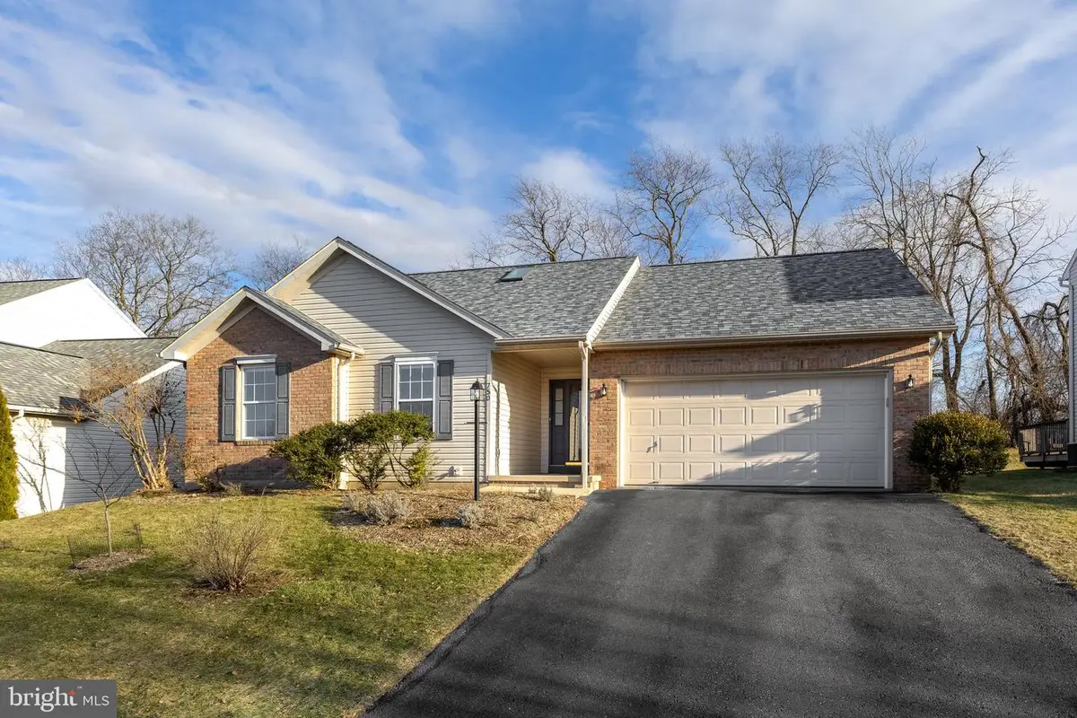 750 Tanager Dr, State College, PA 16803 - #1