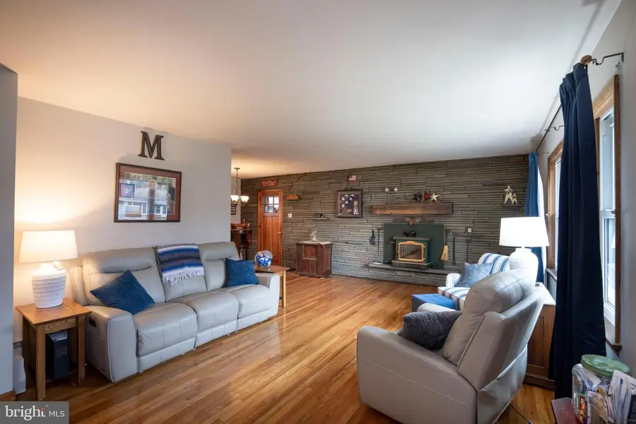 228 Deepwood Dr, Pine Grove Mills, PA 16868 - #3