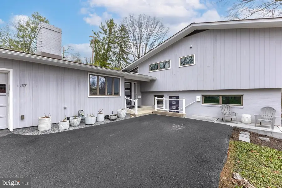 1137 Dorum Ave, State College, PA 16801 - #3