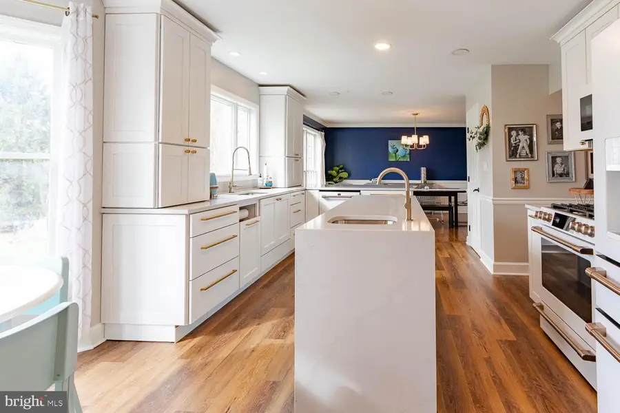 115 Heiskel Dr, Port Matilda, PA 16870 - #2