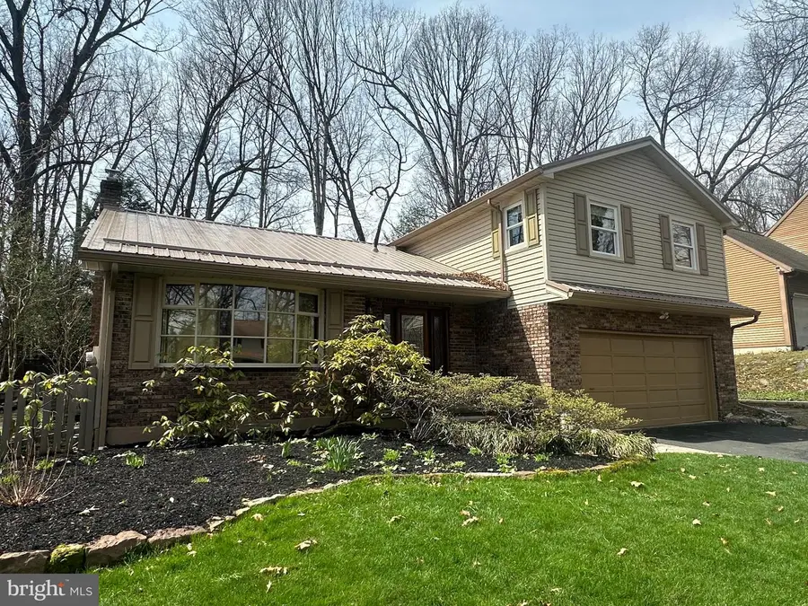 618 Berkshire Dr., State College, PA 16803 - #3