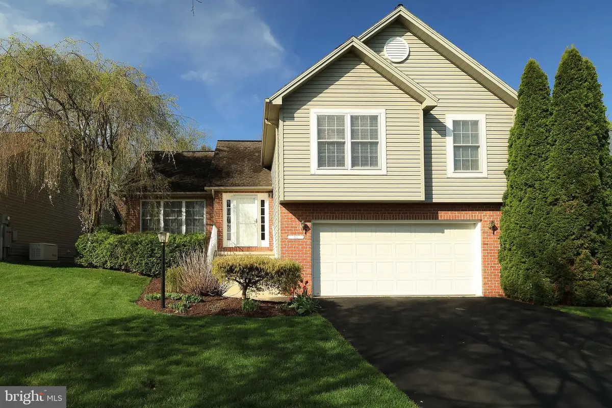 782 Tanager Dr, State College, PA 16803 - #1